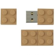 Recycling-USB-Stick-lego